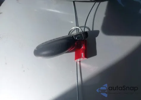 2024 Mini Cooper Cooper z USA, uszkodzony, nr VIN WMW13DJ01R2V03259